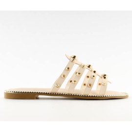 Béžové pantofle s cvočky 99-41 Beige béžový