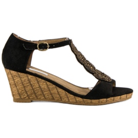 Corina Ozdobné sandály na klínku černá