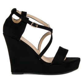 Semišové sandály na klínku černý