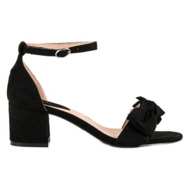 Top Shoes Černé sandály na vysokém podpatku černý