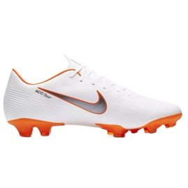 Kopačky Nike Mercurial Vapor 12 bílý