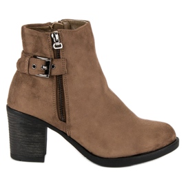 Small Swan Módní dámské kozačky hnědý Small Swan Módní dámské kozačky hnědý