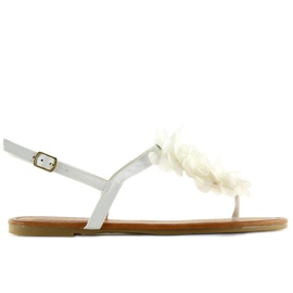 Bílé sandály s květinami CK36P White bílý