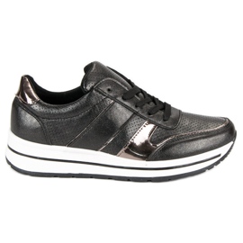 Černé tenisky černý