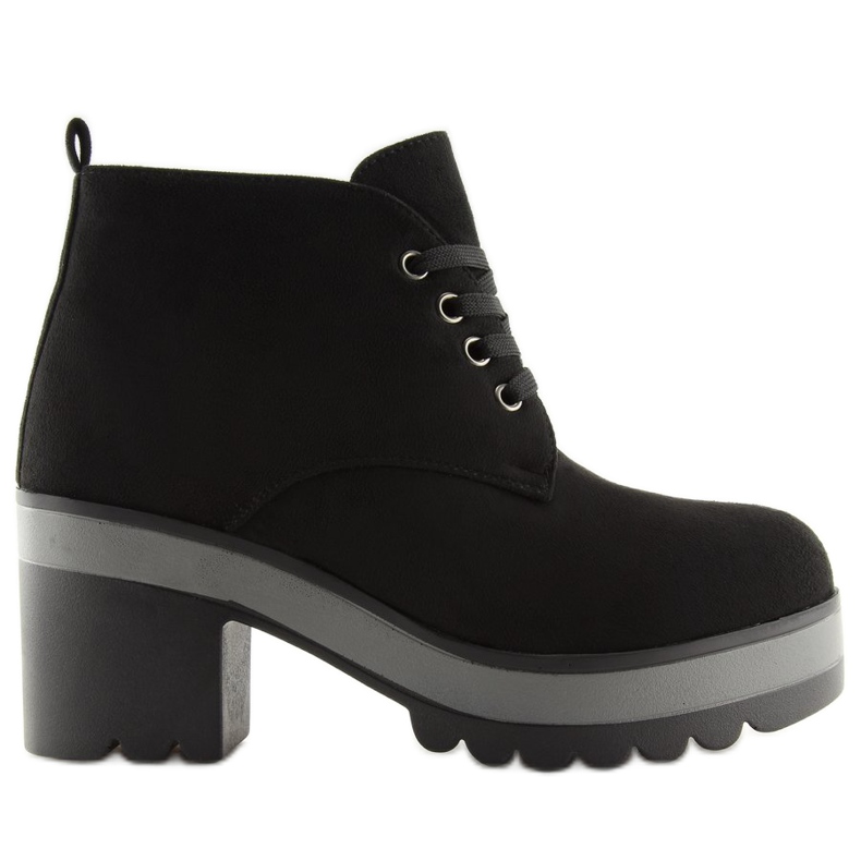 Černé šněrovací boty E3110 černé černá