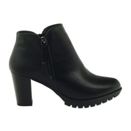 M.Daszyński Boty na sloupku černé 1708 černý