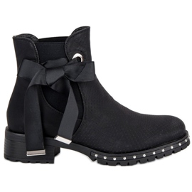 Ideal Shoes Stylové černé boty Chelsea černý