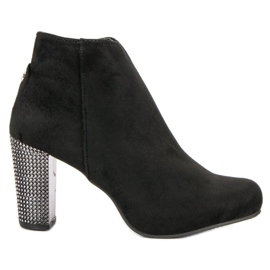 Elegantní kozačky na sloupek černý