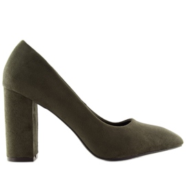 Čerpadla na zeleném sloupku 2242 Deep Green zelený
