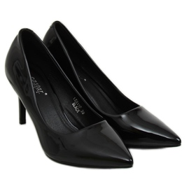 Černé dámské vysoké podpatky LE011P Black černá