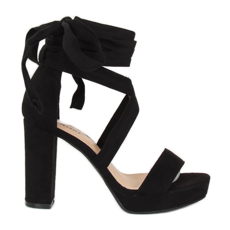 Černé sandály na platformě NC805 Black černá