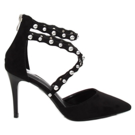 Černé B-50 Černé cvočky s cvočky černý