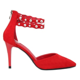 Červené cvočky s cvočky B-51 Red Červené cvočky s cvočky B-51 Red