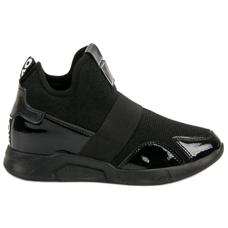 Nazouvací tenisky na klínku černá Nazouvací tenisky na klínku černá