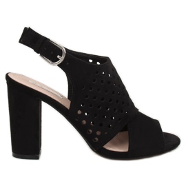 Černé prolamované sandály WED557 Negro černý