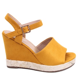 Žluté sandály na klínku FD-5M14 Yellow žluť