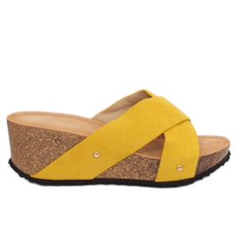 Žluté klínové pantofle G1560 žlutá Žluté klínové pantofle G1560 žlutá