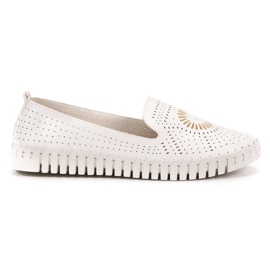 Tullo Bílí páni bílý Tullo Bílí páni bílý