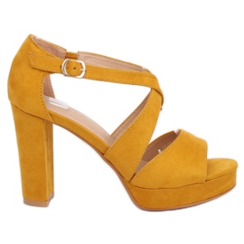 Žluté sandály na platformě VV-23 žlutá