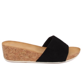 Černé klínové pantofle G233 černý