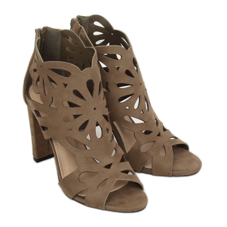 Zelené prolamované boty AT-0657-L zelené vícebarevný zelená