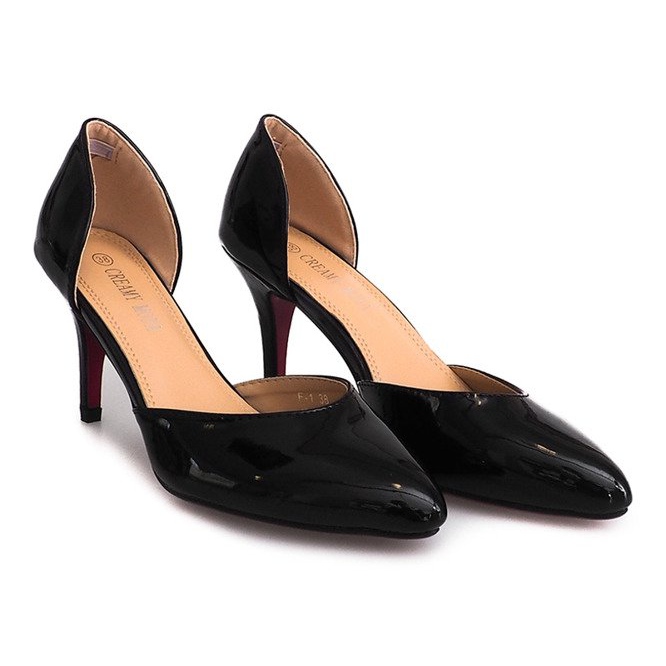 Lakované hřeby F-1 Black černá