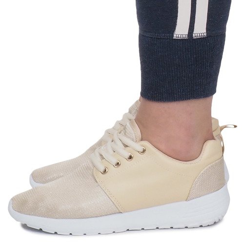 Zlaté sportovní tenisky zlatý