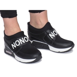 Černé sportovní tenisky na klínu Monon černý