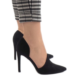 Černé asymetrické podpatky C82A černý