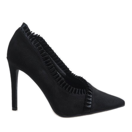 Černé klasické podpatky C72P černá