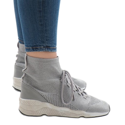 Šedé sportovní tenisky 7S566 šedá