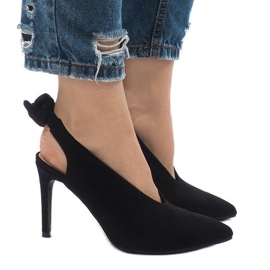 Podpatky z černého semiše LB-330 černý