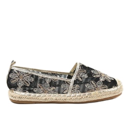 Černé prolamované espadrilky s květinami 68-118 černá