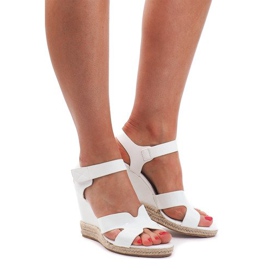 Sandály na klínku 5H5670 White hnědý Sandály na klínku 5H5670 White hnědý