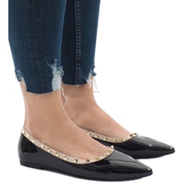 Černé balerínky s cvočky 127-16 černý