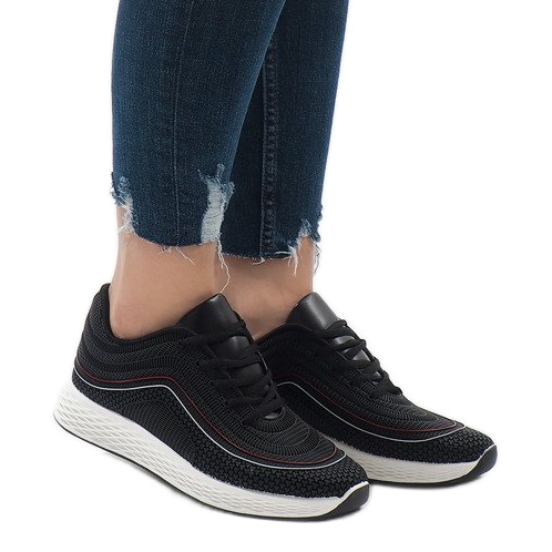 Černá sportovní obuv G-205