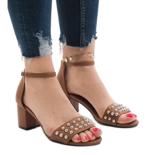 Velbloudí sandály na vysokém podpatku 173-856 hnědý