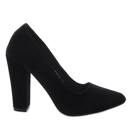 Černé velurové pumpy na pilíři 91603-1 černá
