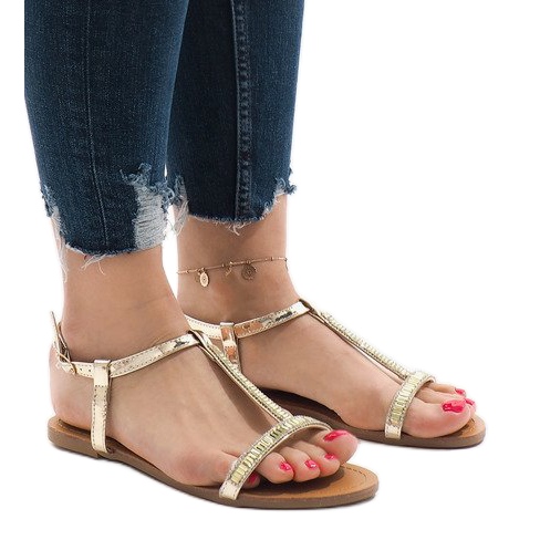 Zlaté sandály zdobené SY-644 zlatý