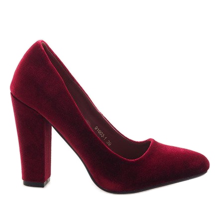 Černé velurové pumpy na pilíři 91603-1 červené vícebarevný Černé velurové pumpy na pilíři 91603-1 červené vícebarevný