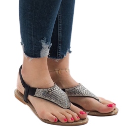 Černé sandály zdobené B-935 černý