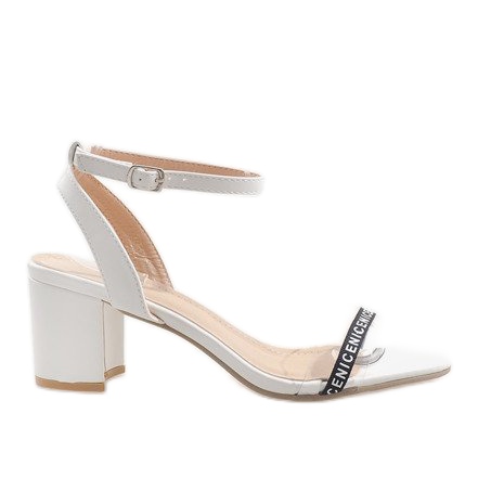 Bílé sandály na semišovém semiši S-7347 bílý