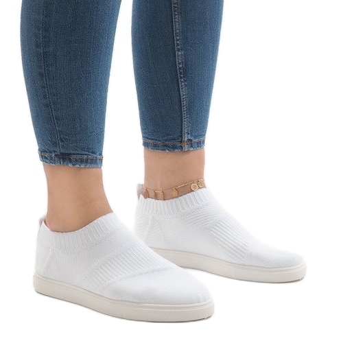 Bílá sportovní obuv BA77 bílý Bílá sportovní obuv BA77 bílý