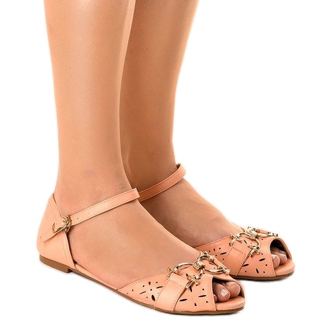 Růžové sandály se sponou GF-180 růžový