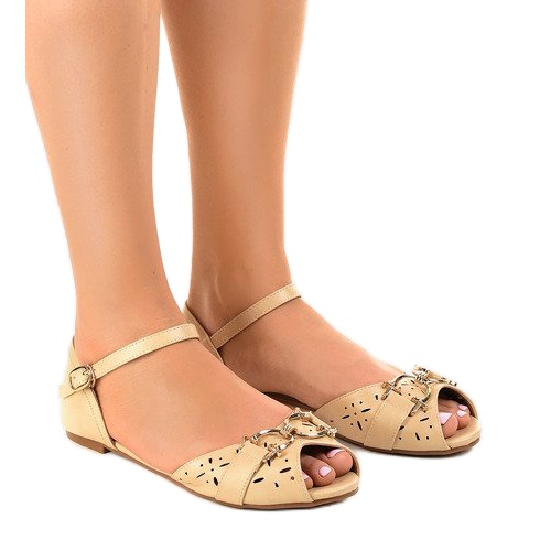 Béžové sandály se sponou GF-180 béžový Béžové sandály se sponou GF-180 béžový