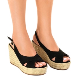 Sandály na klínku černé espadrilky 68-150 černá