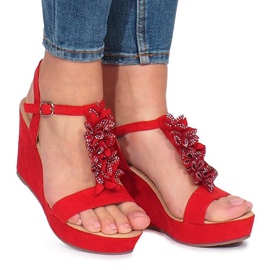 Červené klínové sandály Liris červený