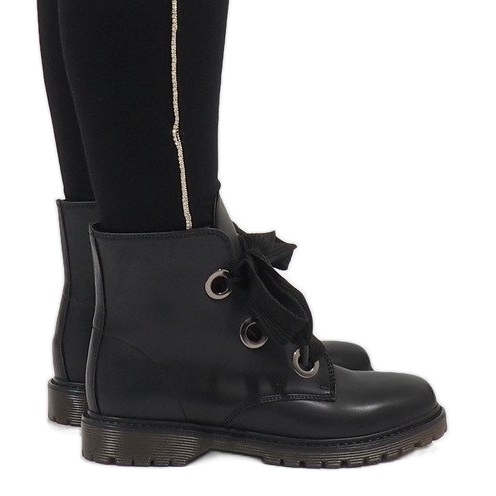 Kayla Shoes Černé šněrovací boty PF276 černá