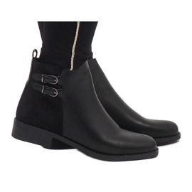 Ideal Shoes Černé elegantní boty C-7200 černý