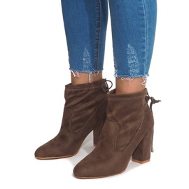 Semišové kozačky na sloupku 88-45 Khaki vícebarevný zelená Semišové kozačky na sloupku 88-45 Khaki vícebarevný zelená